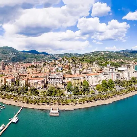 Il Cielo In Stanza アパート *